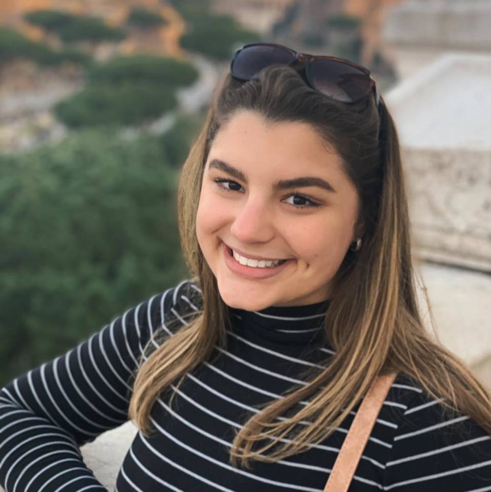 Meet your Posher, Julia